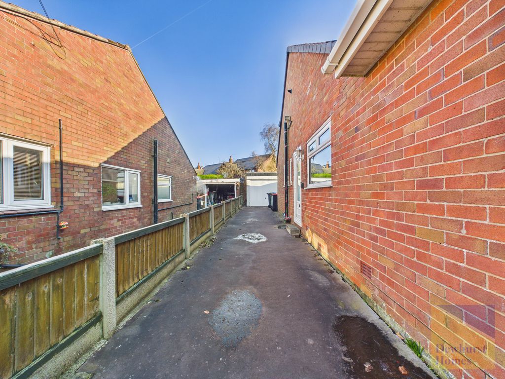 Property photo 2 of 29