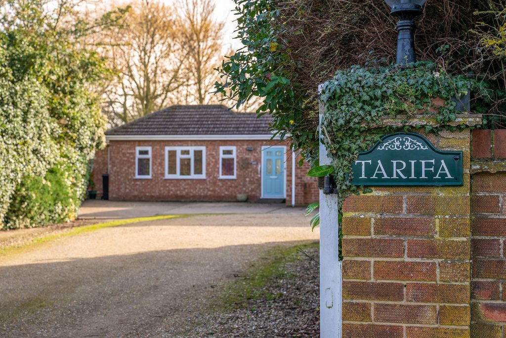 Property photo 2 of 19