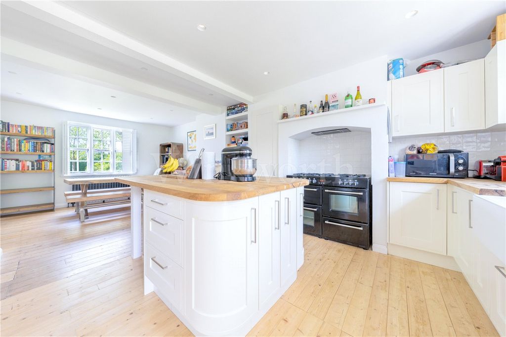 Property photo 2 of 15 Picture No. 09