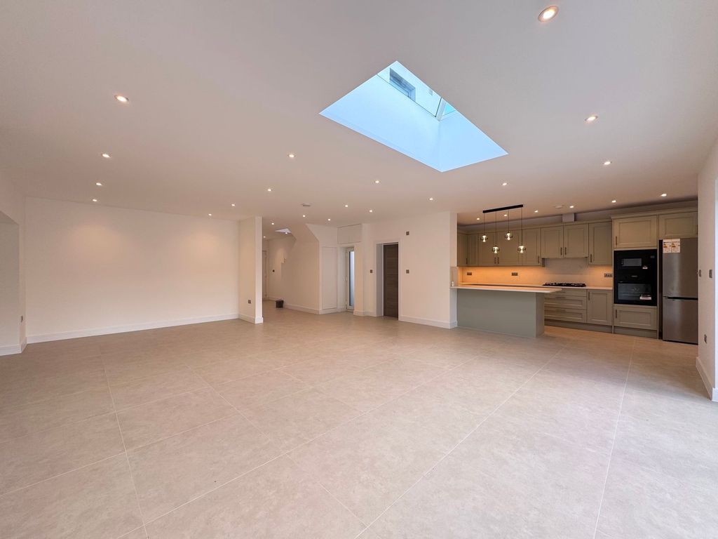Additional image 7 of 4 bed detached house for saleHighview Avenue, Edgware HA8
