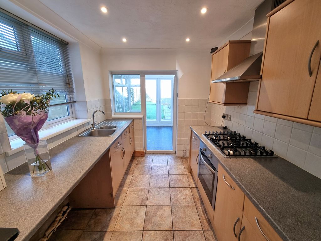 Property photo 3 of 13 Image