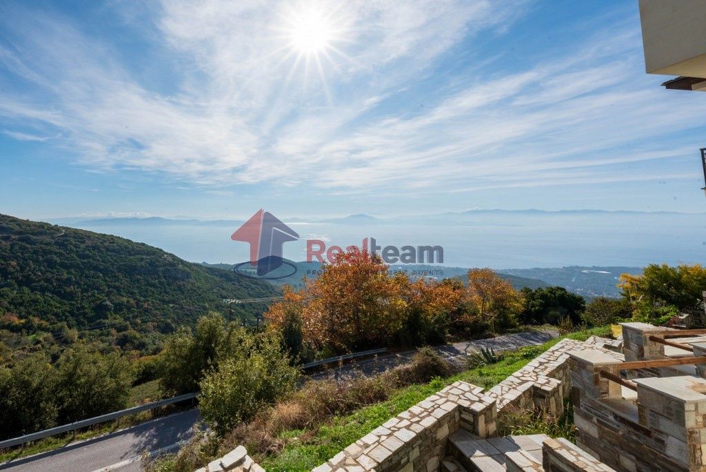 Property photo 1 of 30