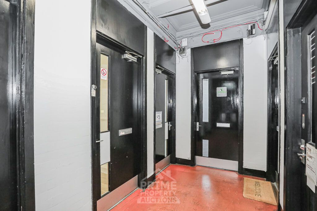 Property photo 3 of 23