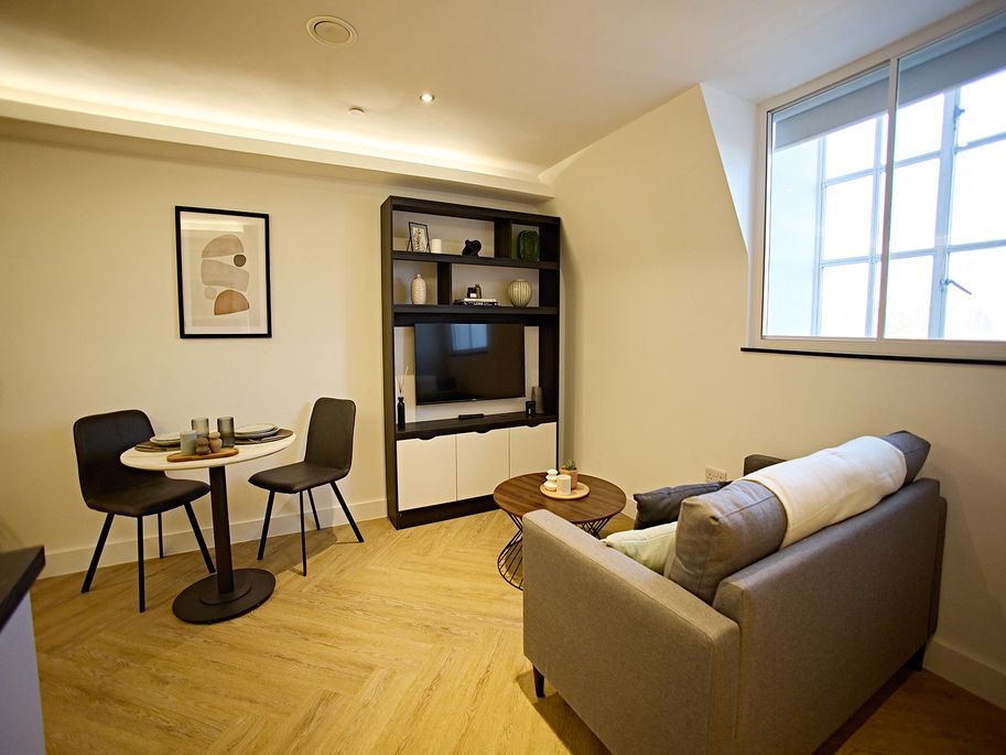 Property photo 3 of 12