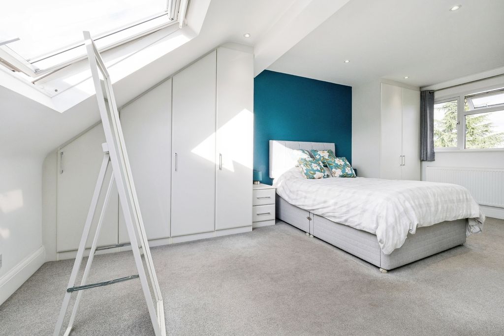 Property photo 2 of 28 Photo