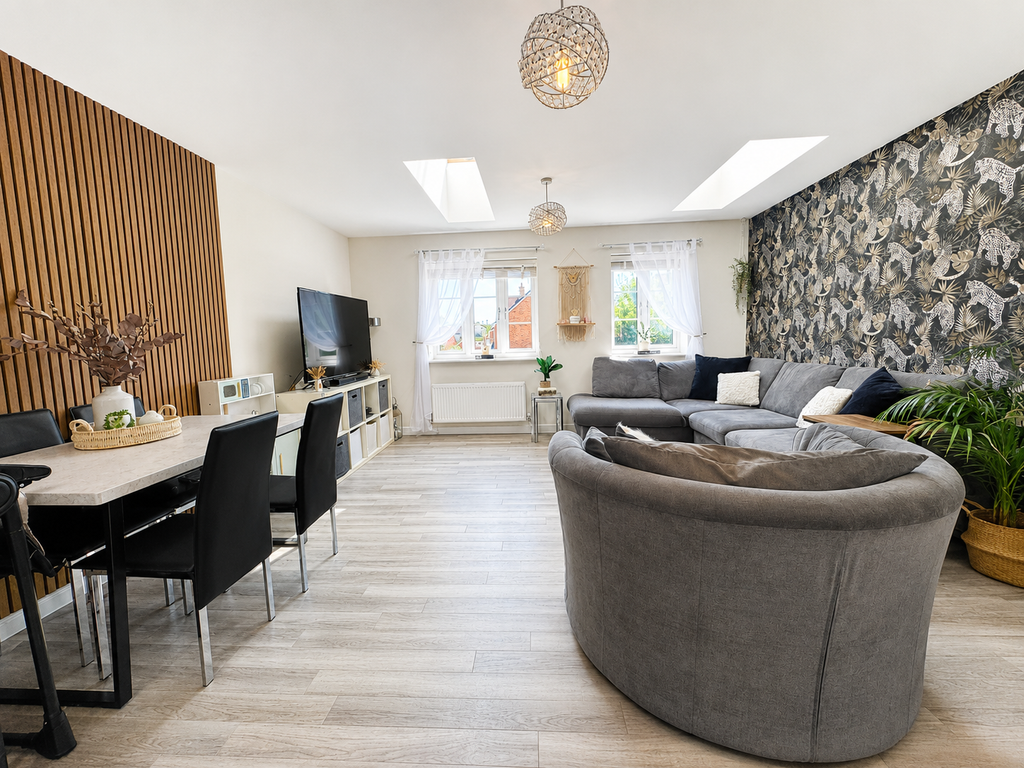 Property photo 3 of 17 24