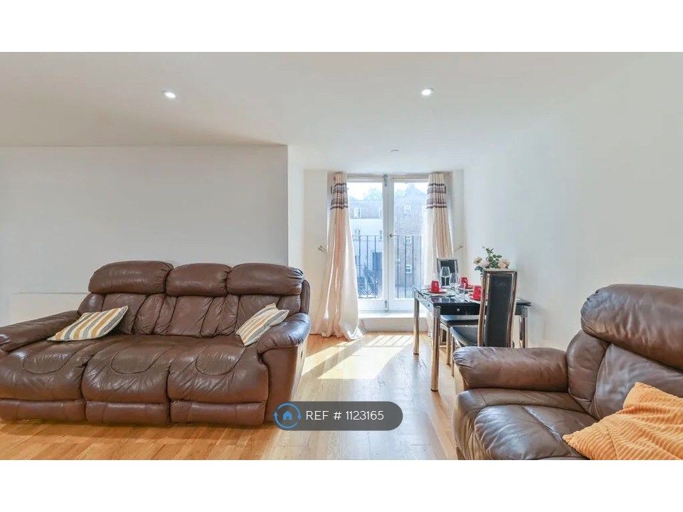 Property photo 3 of 8