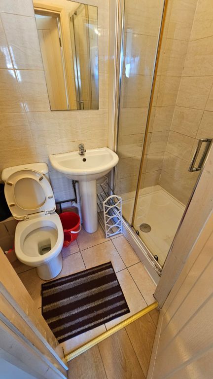 Property photo 2 of 5 Gallery