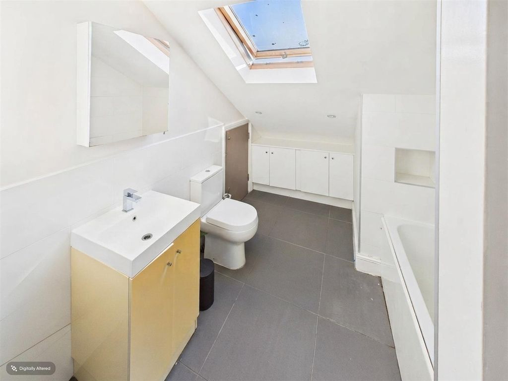 Property photo 3 of 4 Cam03215G0-Pr0099-Still009-001.Jpg