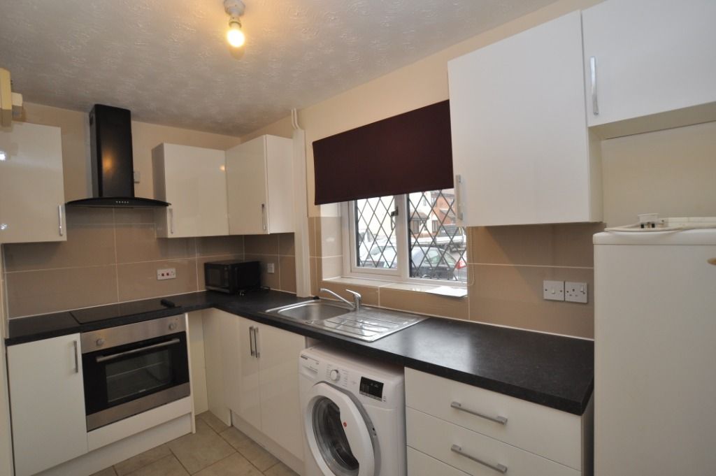 Property photo 2 of 11