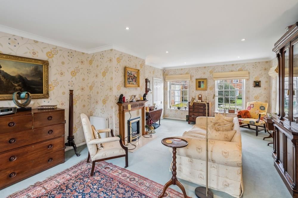 Property photo 3 of 32 Image