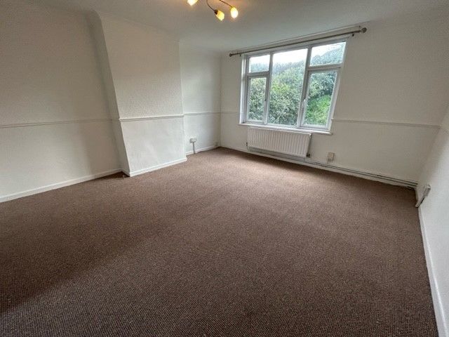 Property photo 3 of 9 Living Room