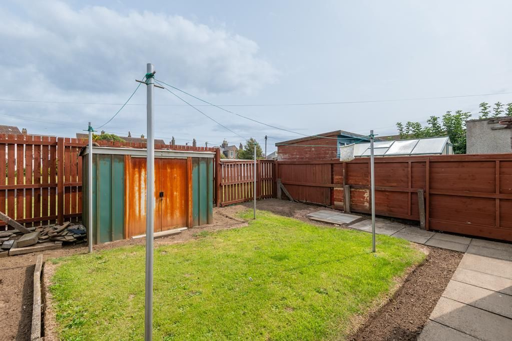 Property photo 2 of 15 Cup1401Seg Garden.Jpg