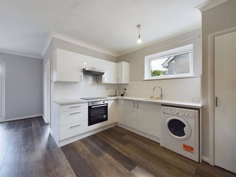 Property photo 2 of 14 Kitchen Area