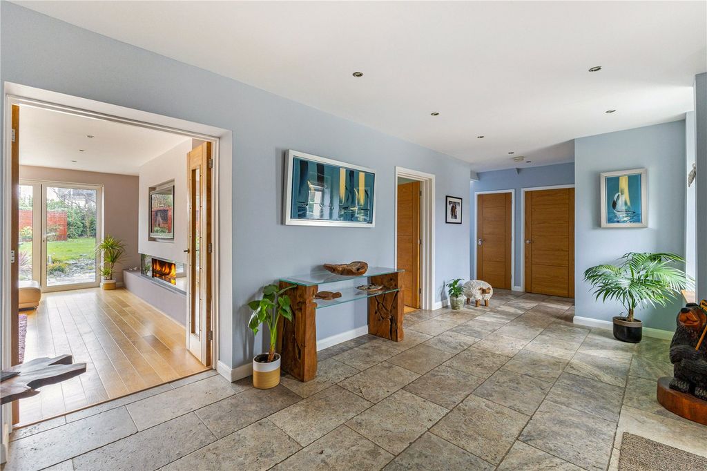 Property photo 2 of 19 Reception Hall