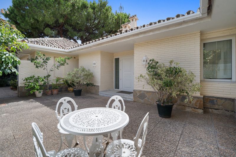 Property photo 3 of 29