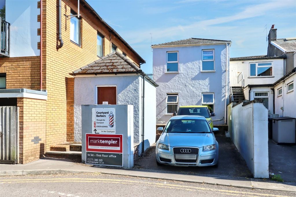 Property photo 2 of 9