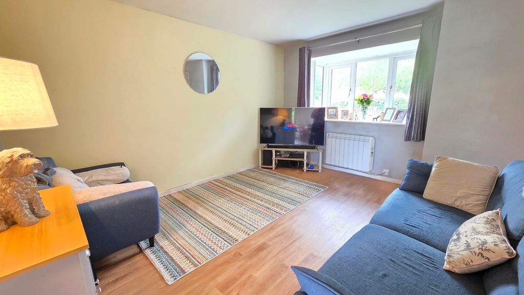 Property photo 2 of 14