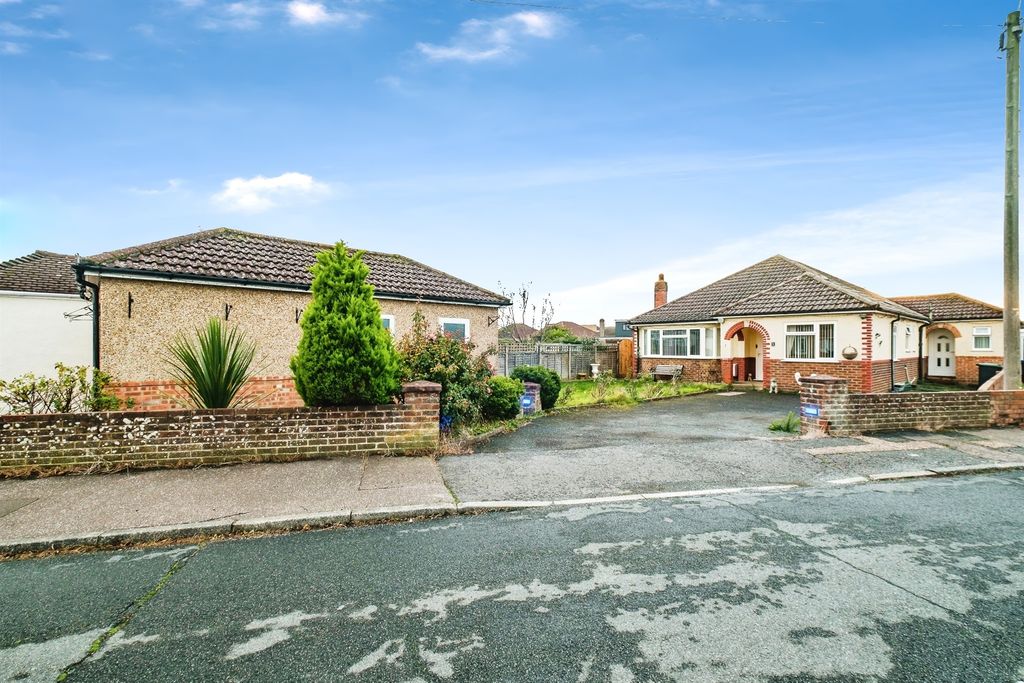 Property photo 1 of 21