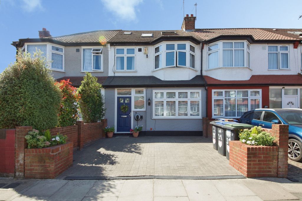 Property photo 1 of 30