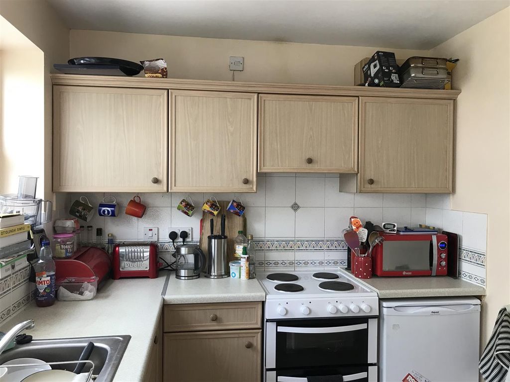 Property photo 3 of 9