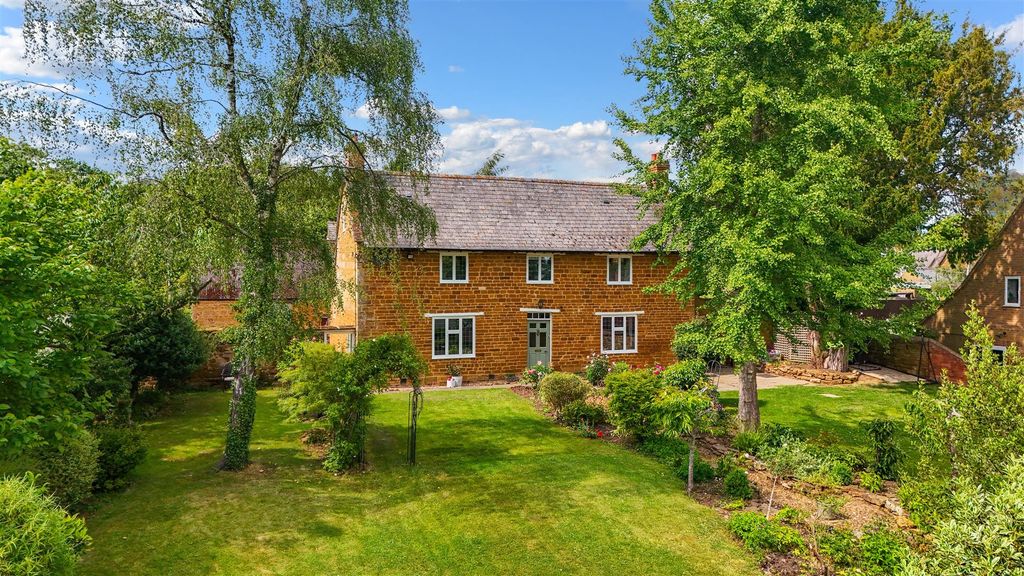 Property photo 1 of 40