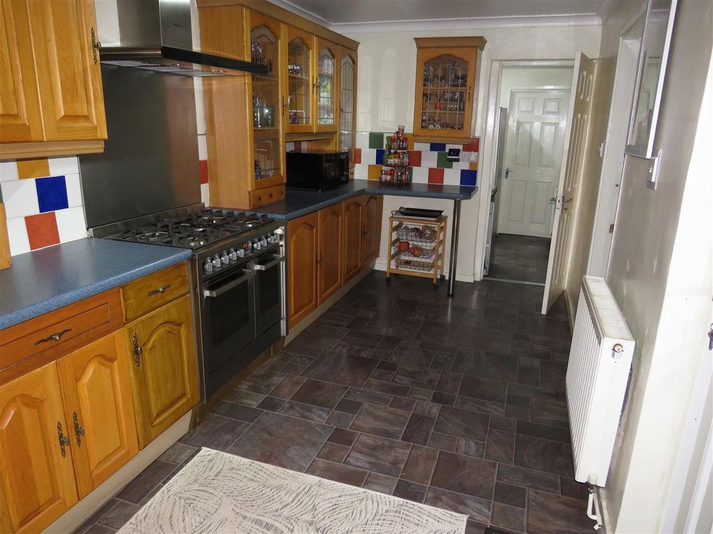 Property photo 3 of 17 Img_1451.Jpg