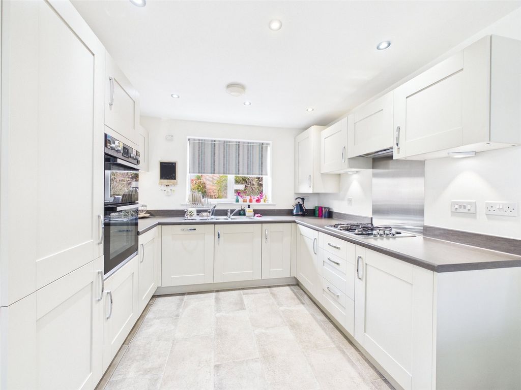 Property photo 3 of 21 Picture No. 21