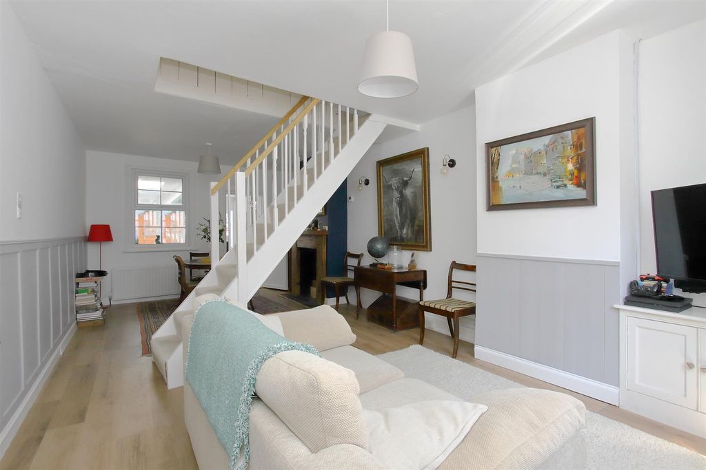 Property photo 2 of 19 4 Fowlers Road  (10).Jpg