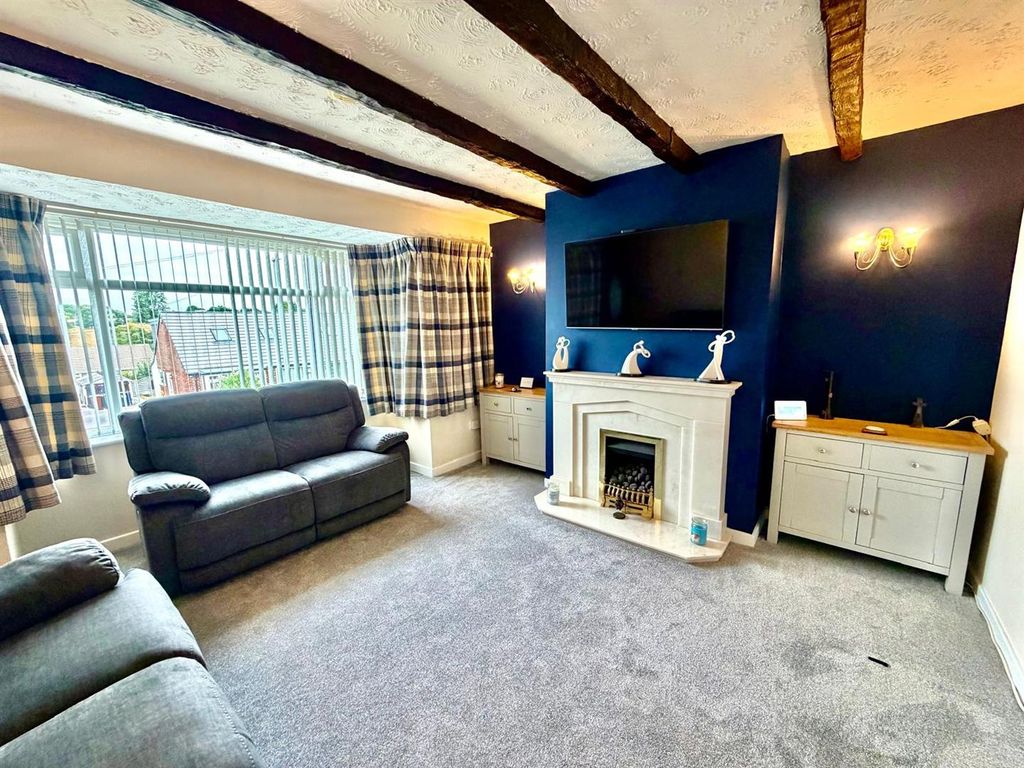 Property photo 3 of 43 Living Room: