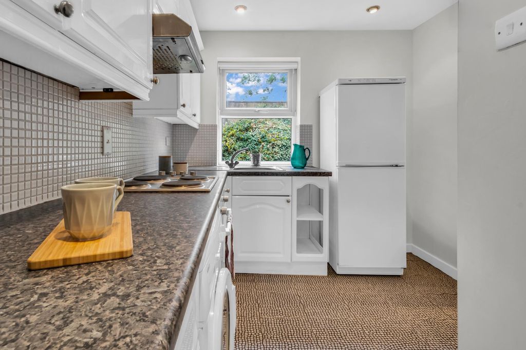 Property photo 3 of 7 Property Photo