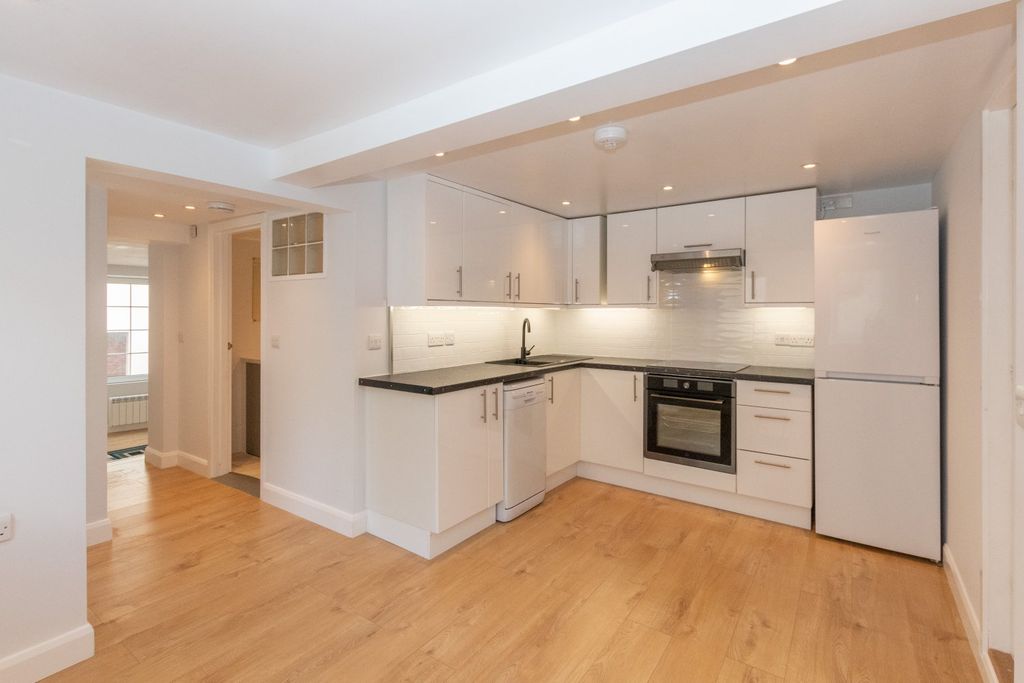 Property photo 3 of 9 Picture No. 07