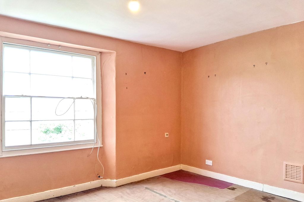 Property photo 2 of 10 Flat 4, 14 Arley Hill, Bristol, Bs6 5Ps