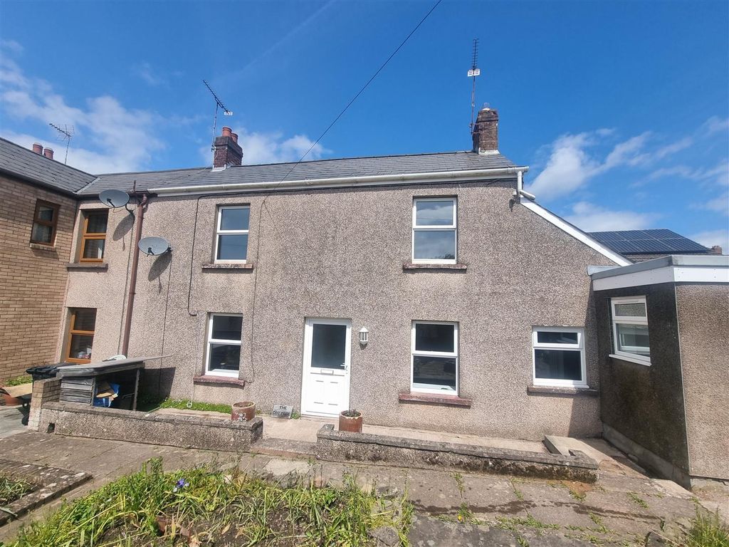 Property photo 2 of 22