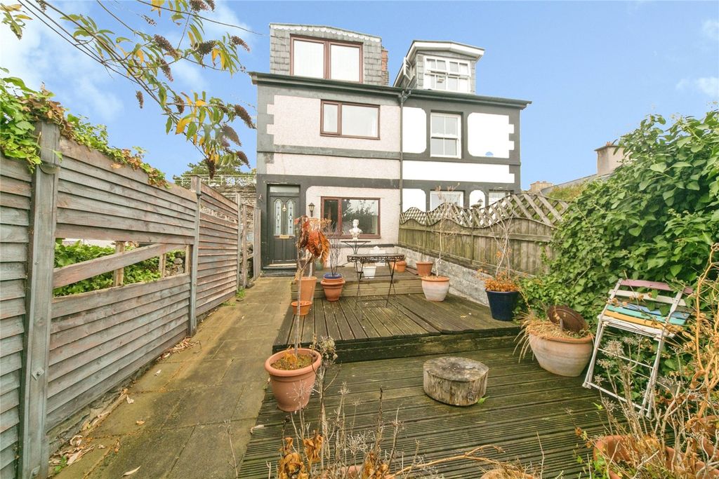 Property photo 1 of 21 Picture No. 24
