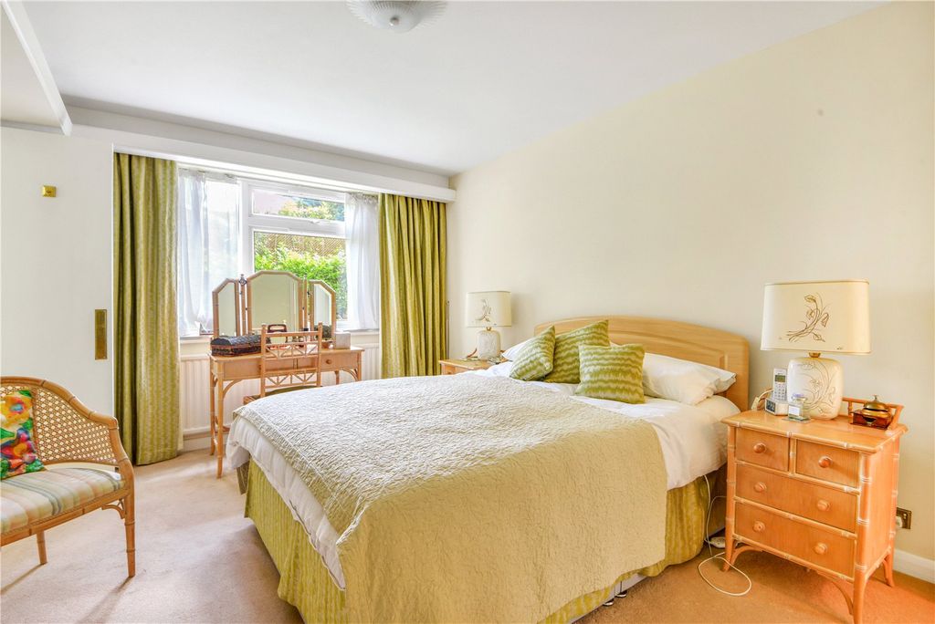 Property photo 1 of 12 Picture No. 10