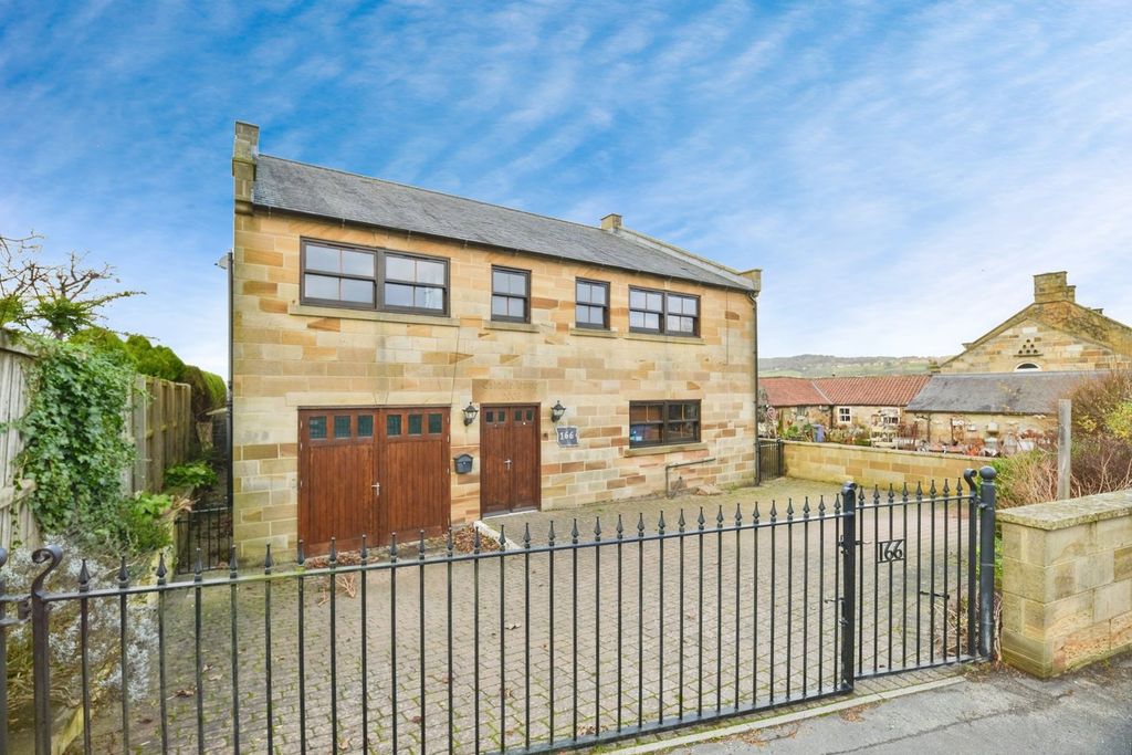 Property photo 1 of 26