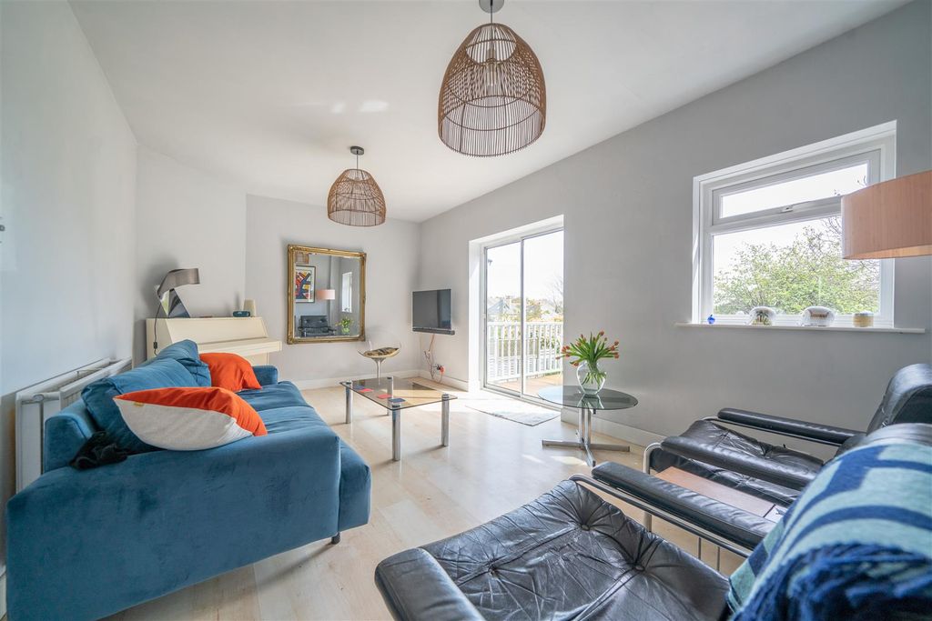 Property photo 3 of 20 Dsc03310.Jpg