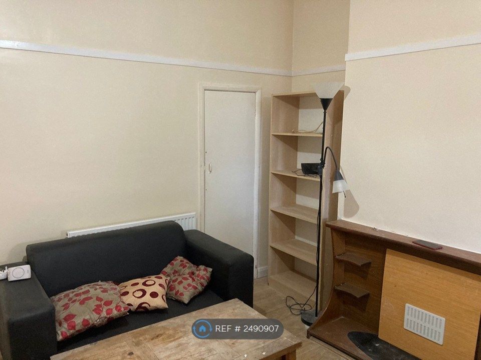 Property photo 3 of 15