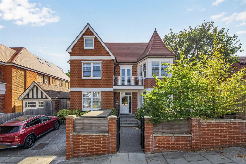 Property photo 1 of 13 Flat 5, 35, West Lodge Avenue-1.Jpg
