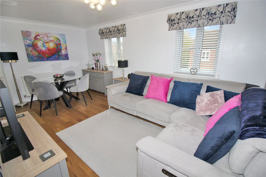 Property photo 3 of 12 Picture No. 06