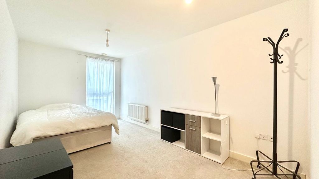 Property photo 2 of 7 Picture No. 06