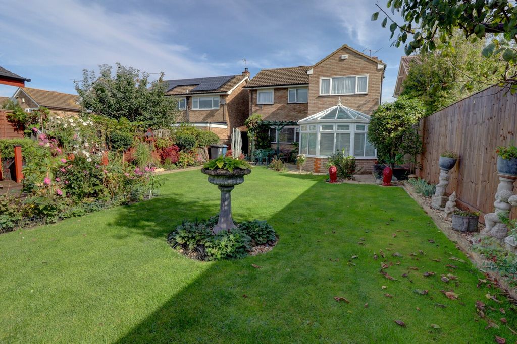 Property photo 2 of 26 Picture No. 39