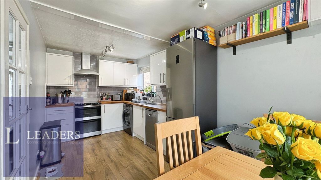 Property photo 2 of 13 Kitchen Diner
