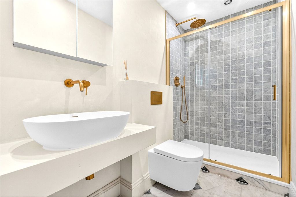 Property photo 3 of 19 Picture No. 03