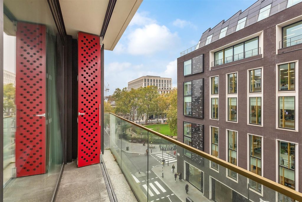 Property photo 3 of 5