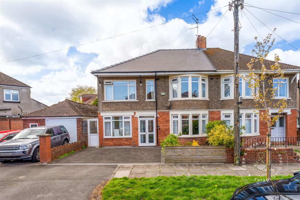 Property photo 2 of 33 St-Anthony-Road-4.Jpg