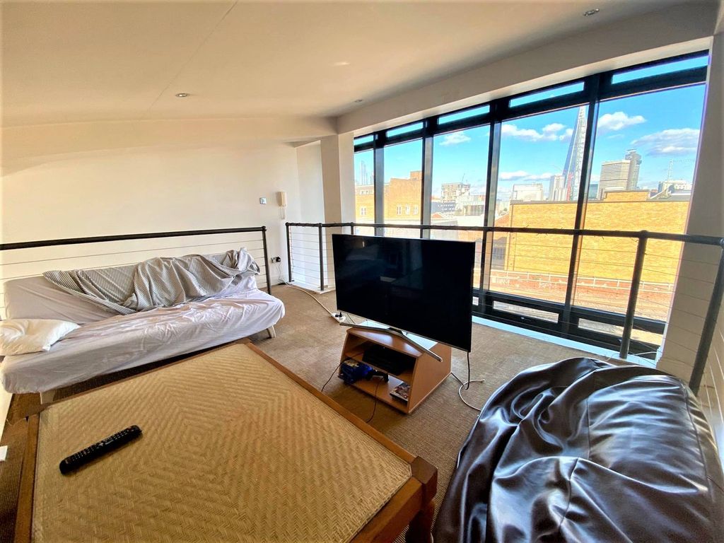 Property photo 2 of 15 Gallery