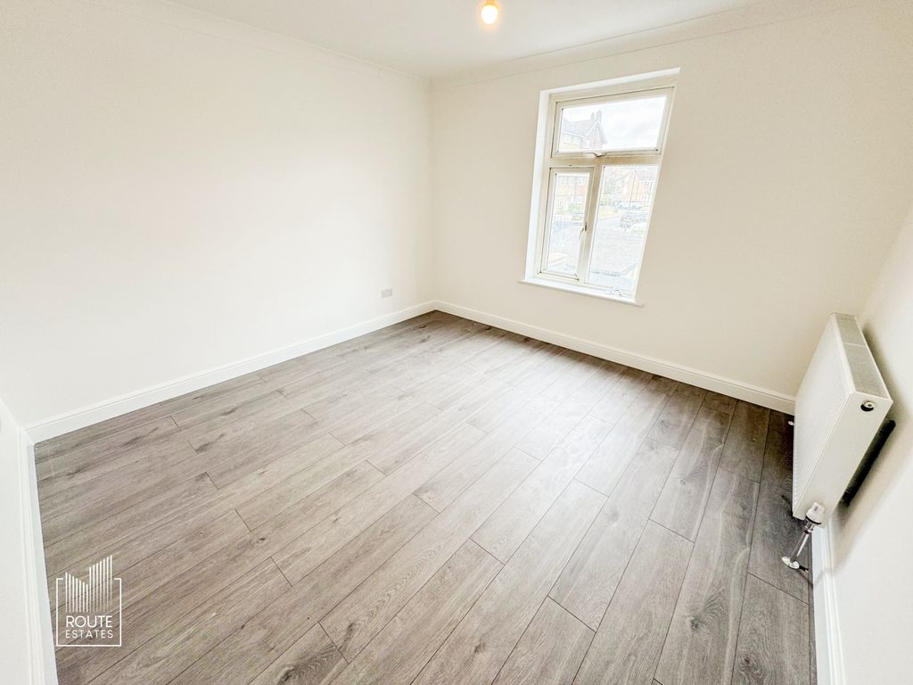 Property photo 1 of 17 Photo 1