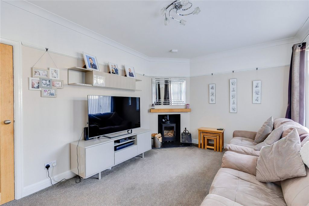 Property photo 3 of 29 Picture No. 22